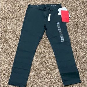 Greg Bullhead Chinos